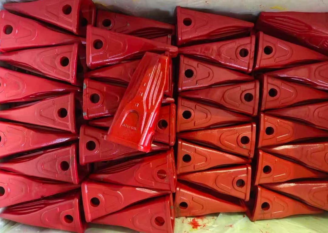 1U3352PTU CAT Penetration bucket teeth - penetration for 15-25 ton mid-size excavators