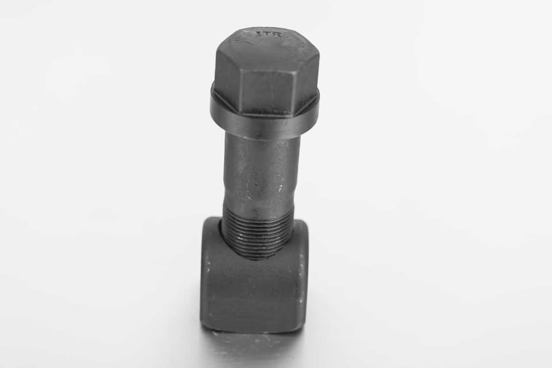 198-32-31220 Komatsu track bolt - Grade 12.9 hex head for track shoe mounting for komatsu d475 mining bulldozer